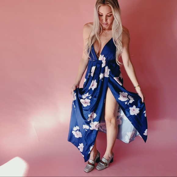 Dresses & Skirts - Floral Blue Halter Low Back Maxi Dress